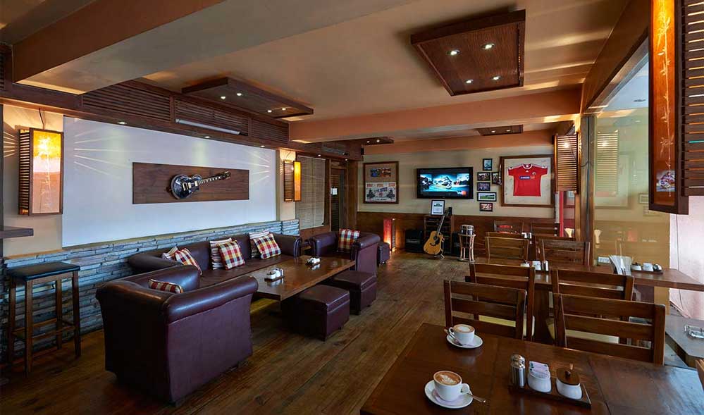 Cafe Shillong Bed & Breakfast